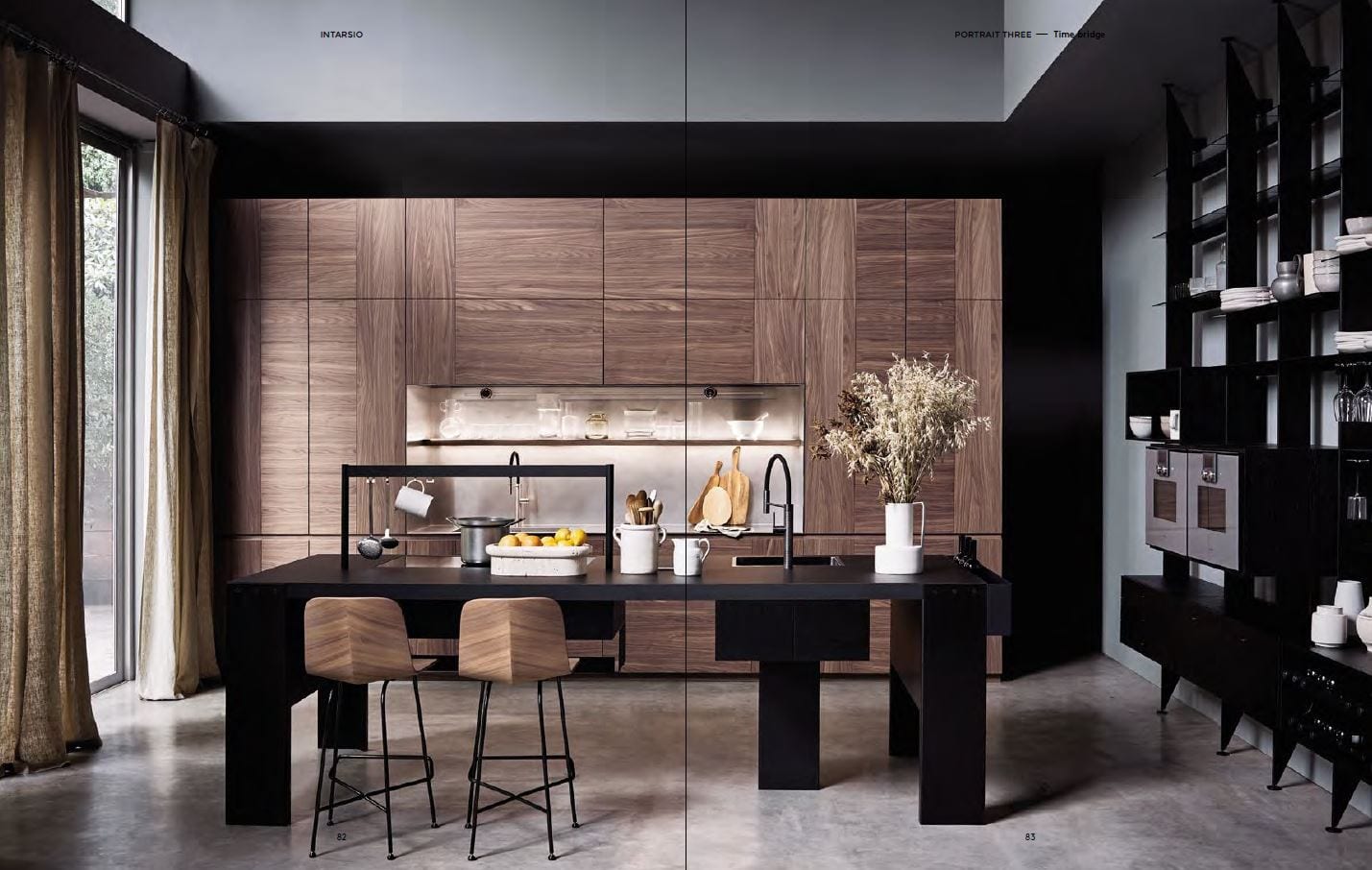 Intarsio — интерьер с деревянными панелями